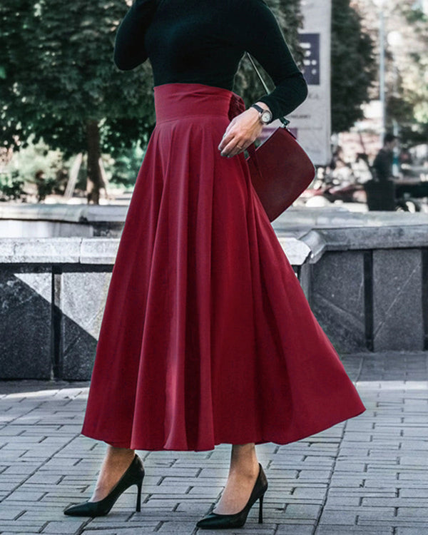 Kırmızı Cepli Kloş Midi Etek